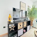 Atuairehome Plaza Mayor Iii Con Parking Incluido