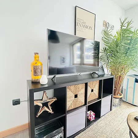 Atuairehome Plaza Mayor Iii Con Parking Incluido