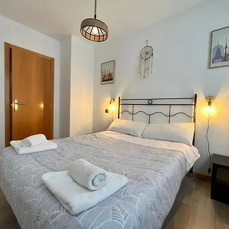 Atuaire Home Plaza Mayor III Con Parking Incluido アパート *