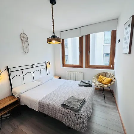 Lägenhet Atuairehome Plaza Mayor Iii Con Parking Incluido *